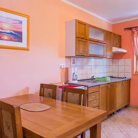 Apartment Orange