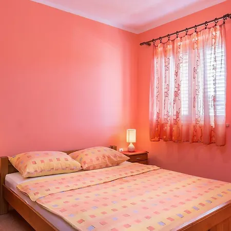 Apartment Orange