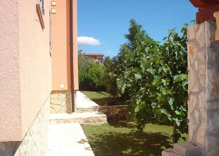 Orange Apartman *